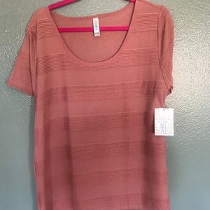 BNWT- Classic Tee XL